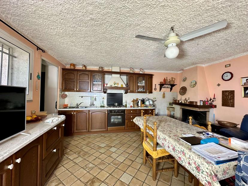 Villa unifamiliare in Località Categge, Fossato di Vico — foto 2 di 5