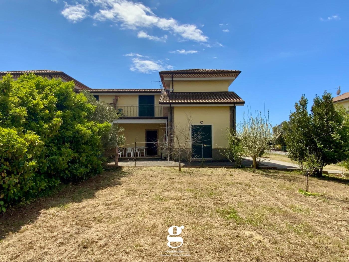 Villa bifamiliare in Via Ardisani  S.N.C., Casal Velino