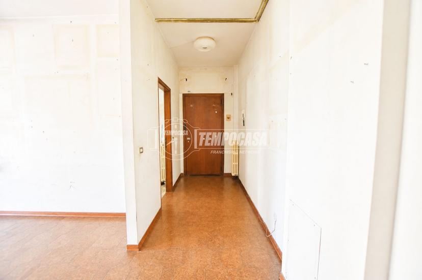 Trilocale in Via F. Petrarca 58, Porto San Giorgio — foto 3 di 5
