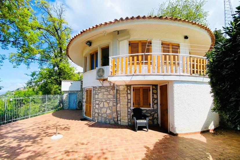 Villa in Viale Paradiso, Falconara Albanese — foto 4 di 5