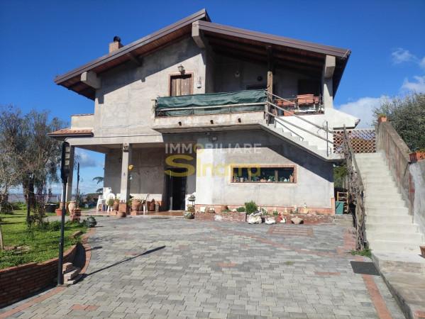 Villa bifamiliare in Via Cavaliere Bosco 202, Santa Maria di Licodia — foto 4 di 5