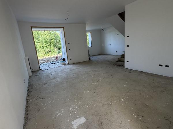 Villa a schiera in Via Alessandro Tassoni, Reggio nell'Emilia — foto 3 di 5