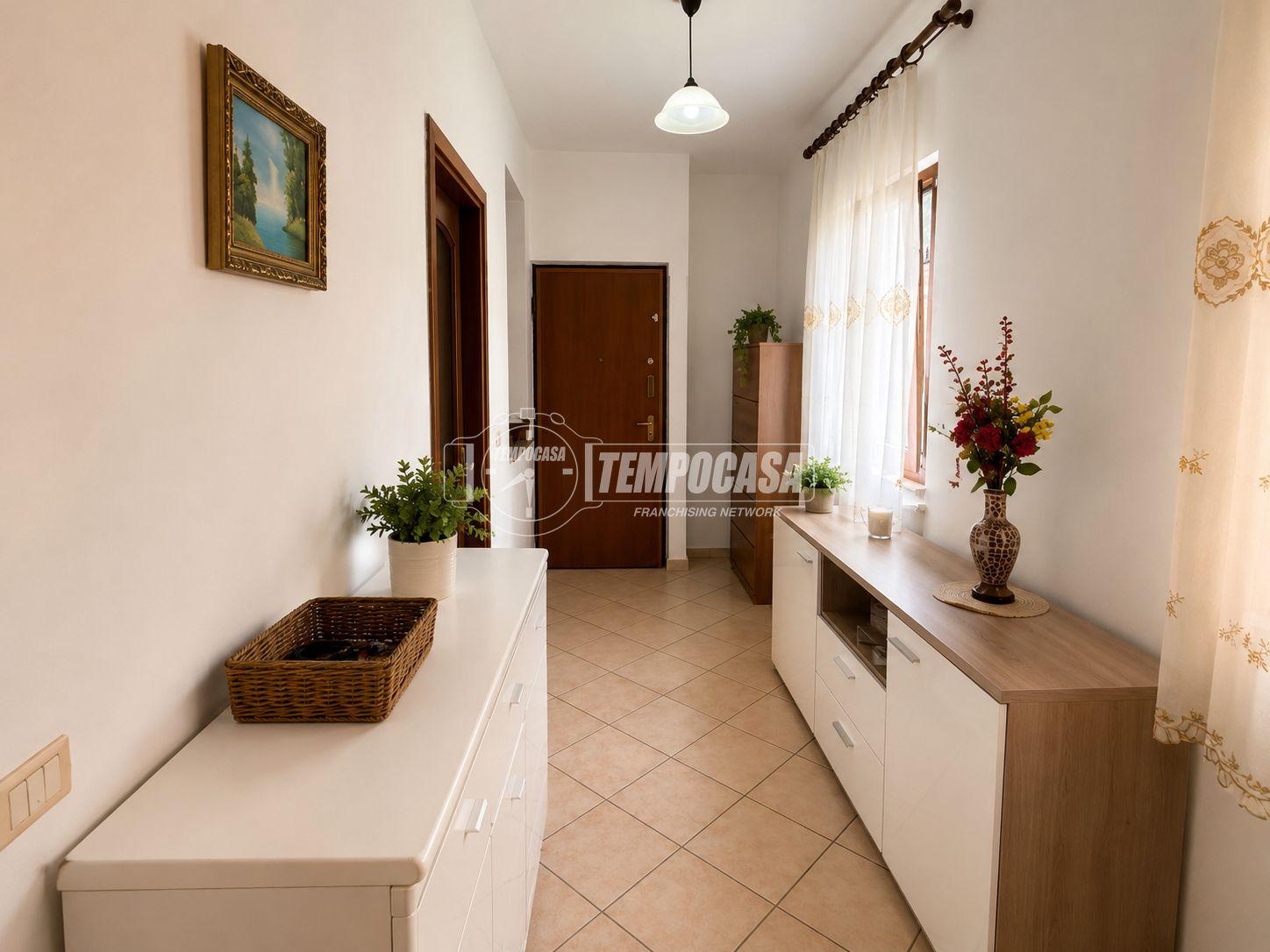 Trilocale in Via Quattordici, Borgonovo Val Tidone