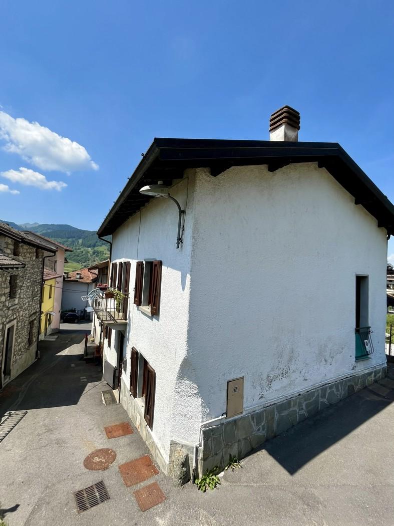 Casa indipendente in Via Tenente Pedrazzoli 3, Centro Valle Intelvi — foto 3 di 5