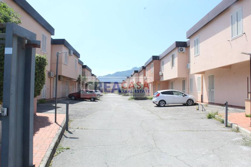 Appartamento in Via Sebastiano Famulari 1, Santa Teresa di Riva — foto 4 di 5