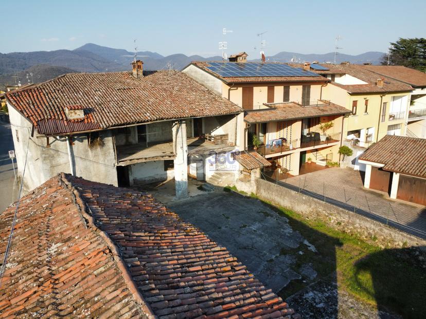 Cascina in Via Eugenio Montale, Provaglio d'Iseo — foto 5 di 5