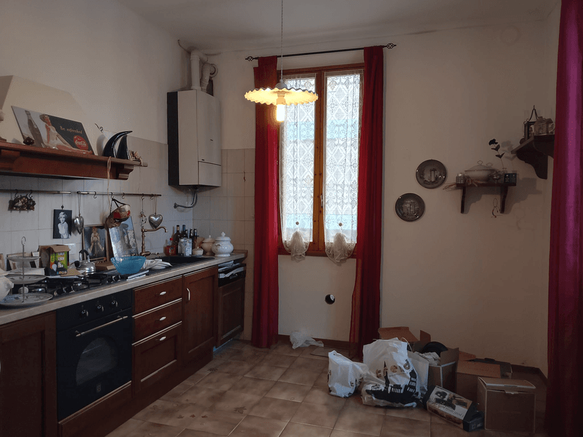 Trilocale in Via Antonio Urceo Codro, Reggio nell'Emilia — foto 2 di 5