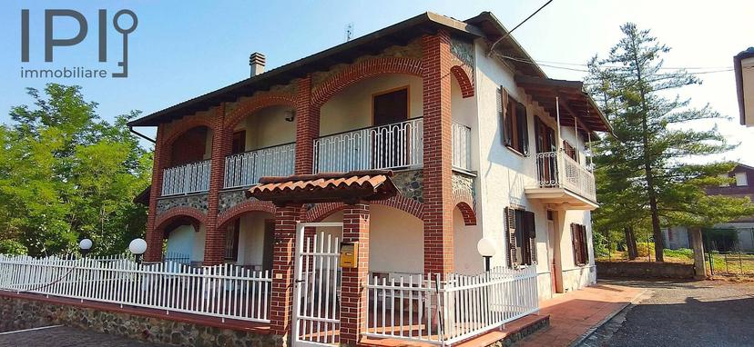Casa indipendente in Via Cavour 13, Pareto — foto 4 di 5