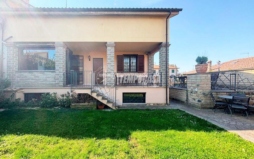 Villa a schiera, Anguillara Sabazia — foto 2 di 5