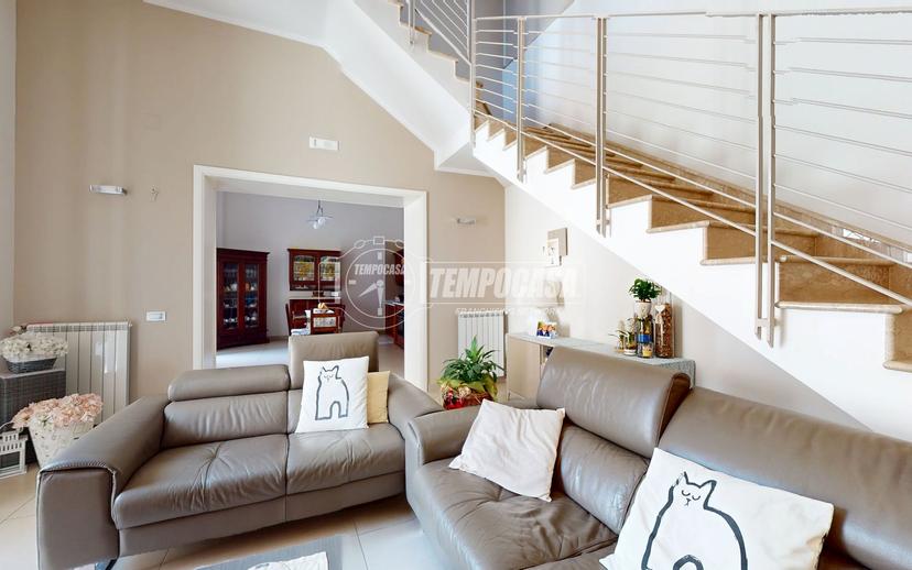 Casa indipendente in Via Bovio 5, Lusciano — foto 2 di 5