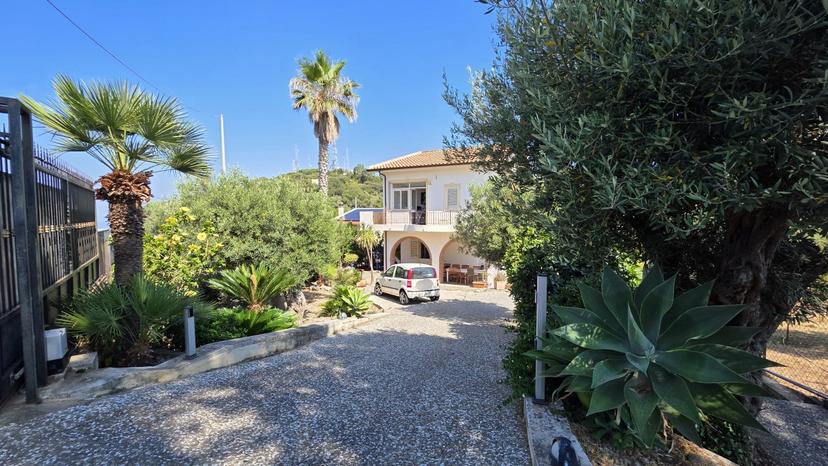 Villa in Via Salita Monte Trino Snc, Milazzo — foto 5 di 5