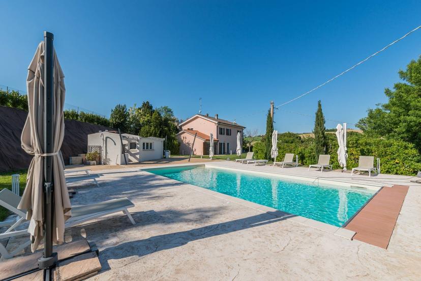 Villa in Via San Vincenzo, Cartoceto