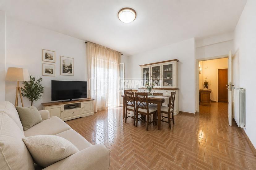 Trilocale, Santa Marinella