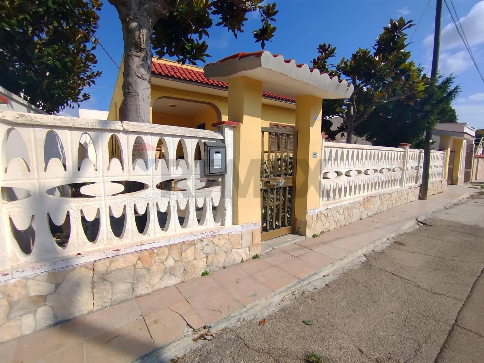 Villa, Torchiarolo