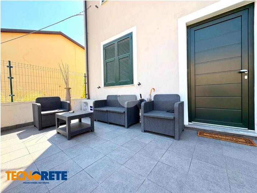 Casa indipendente in Via Sarzana 959, La Spezia