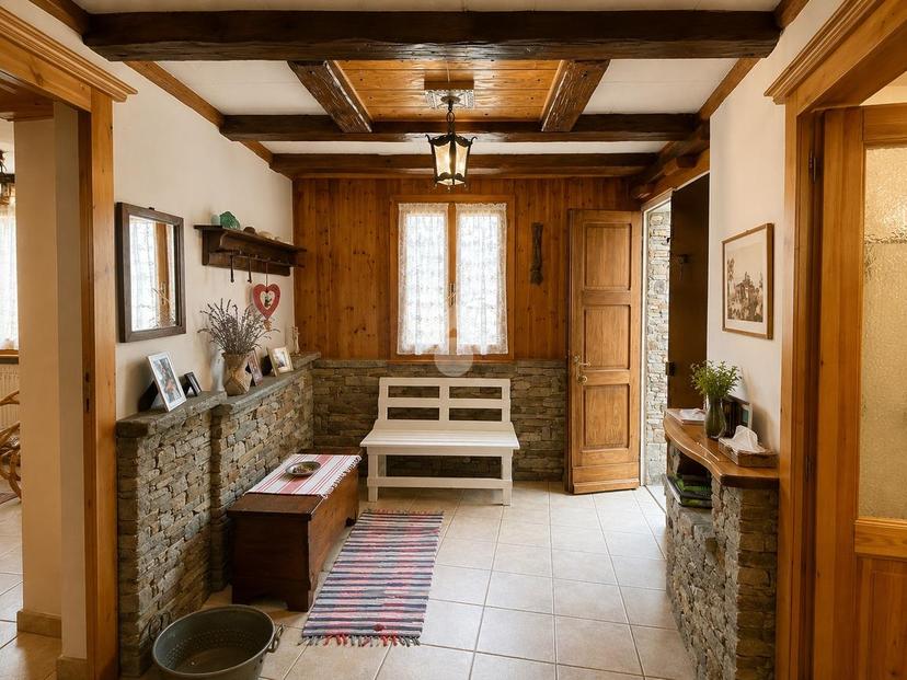 Casa indipendente in Via Centrale 12, Rasura — foto 2 di 5