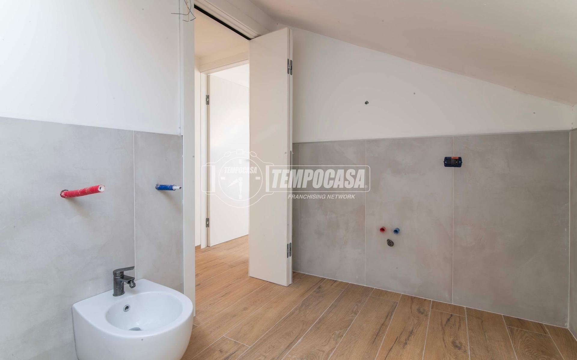 Trilocale in Via Omodei 1, Cusano Milanino