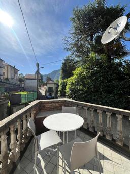 Casa indipendente in Via Pianello 16, Dizzasco