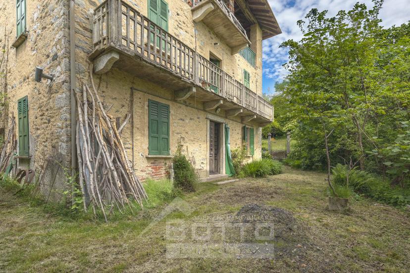 Casa indipendente in Via Fabio Filzi 2, Ameno — foto 3 di 5