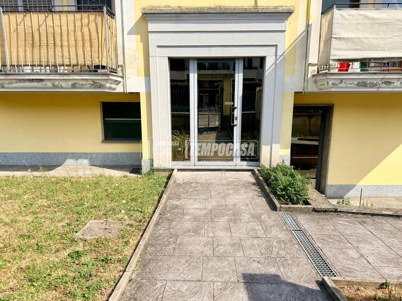 Bilocale in Via delle Viole, Parabiago — foto 3 di 5