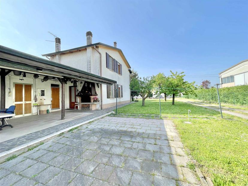 Villa a schiera, Borgo Virgilio — foto 3 di 5