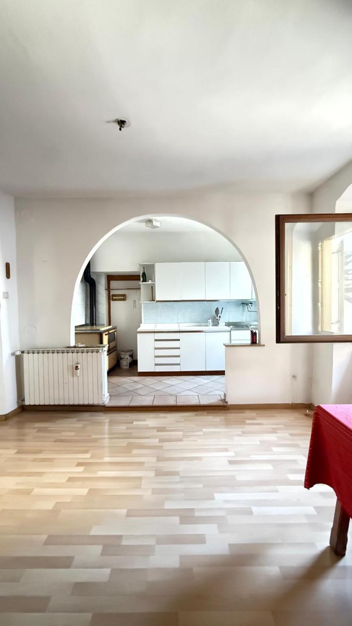 Appartamento in Via della Polla, Caldonazzo