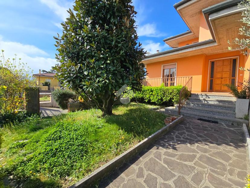 Villa in Via Gioacchino Rossini 11, Pescantina — foto 3 di 5