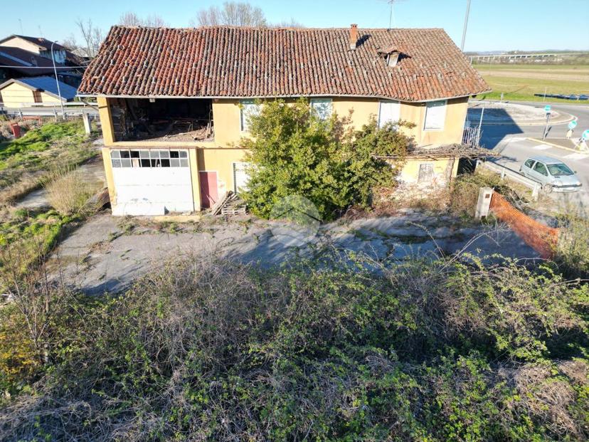 Rustico in Frazione Molini 8, Trinità — foto 4 di 5