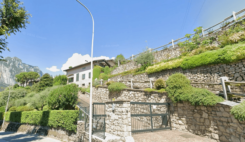 Stanza in appartamento in Via Maria Montessori, Lecco — foto 5 di 5