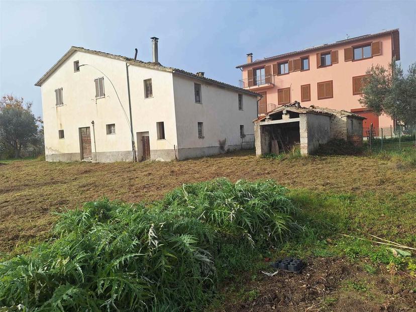 Casale, San Severino Marche — foto 2 di 5