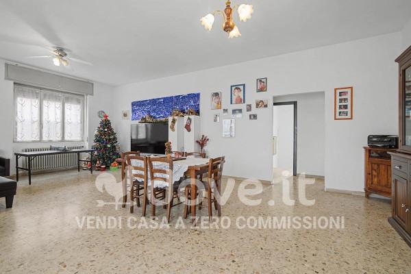 Terratetto unifamiliare in Via Vittorio Emanuele II 4, Valera Fratta — foto 3 di 5
