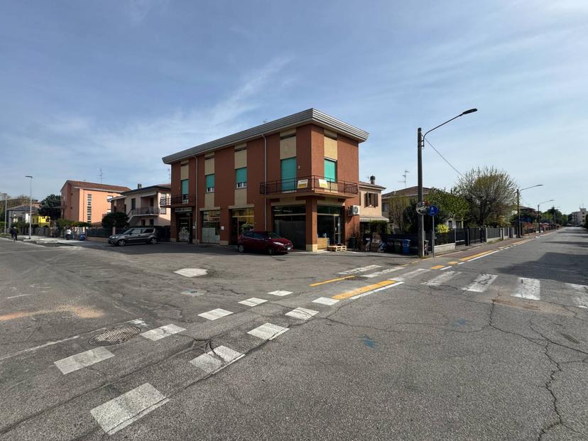 Casa indipendente in Via Piave 27, Mirandola — foto 2 di 5