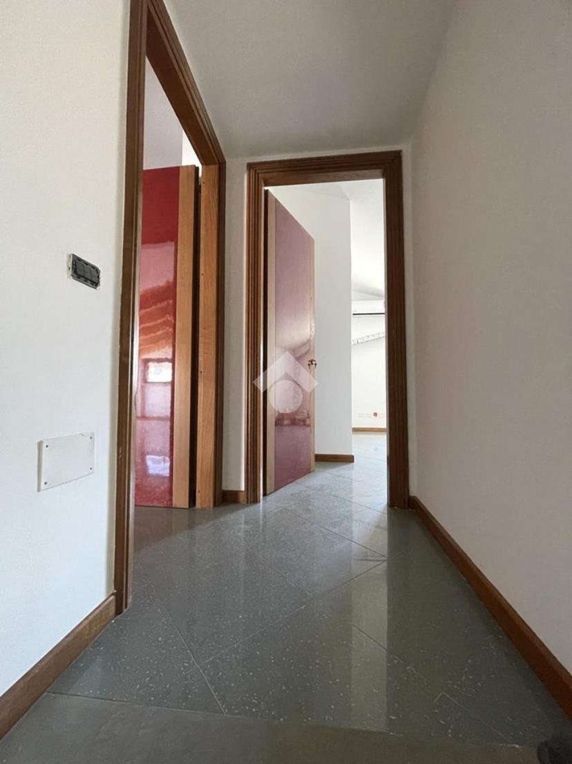 Trilocale in Via Eleonora d'Arborea 16, Tortolì — foto 2 di 5