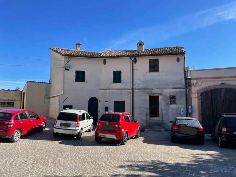 Casa indipendente in Piazza Barcaroli 19, Morro d'Alba — foto 4 di 5
