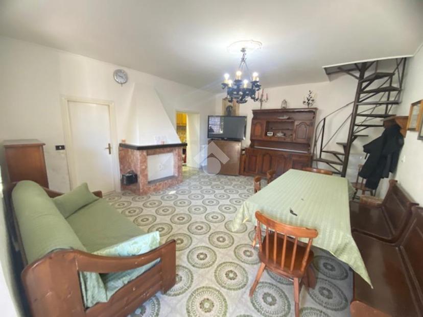 Casa indipendente in Via Madonnella, Montefiascone — foto 3 di 5
