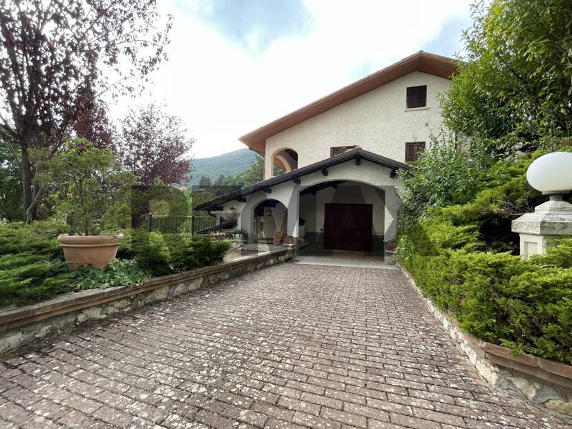 Villa in Via Castello 4, Scoppito — foto 4 di 5