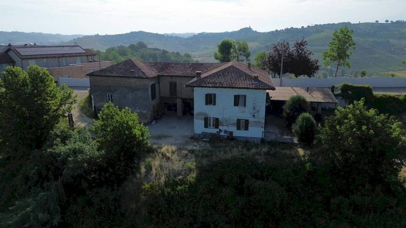 Rustico in Via Bricco Monti, Montegrosso d'Asti