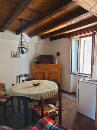 Terratetto unifamiliare in Via Gordona 3, Schignano