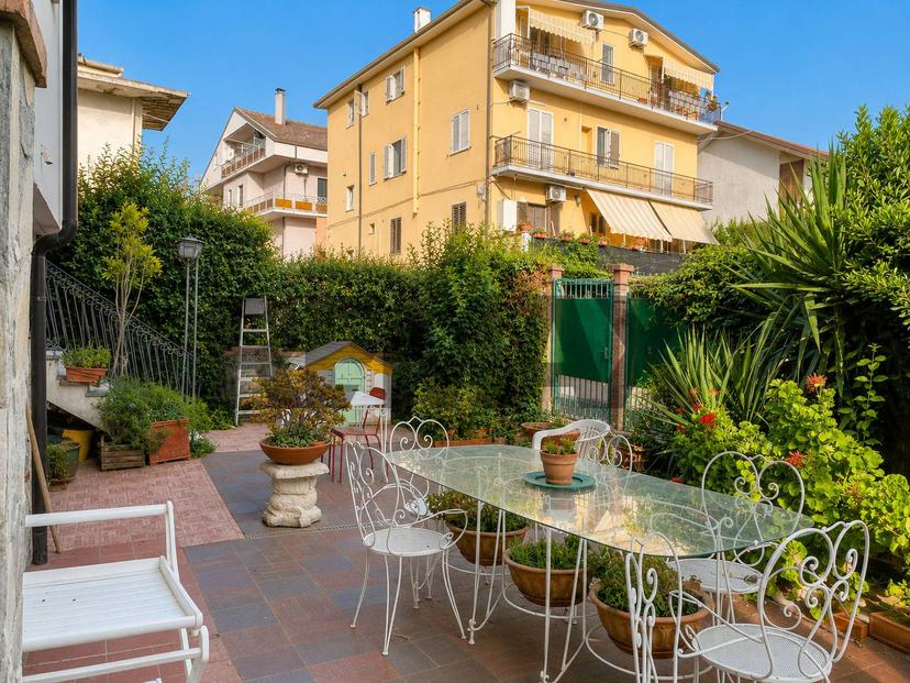 Villa in Via della Libertà 14, Falerna — foto 5 di 5