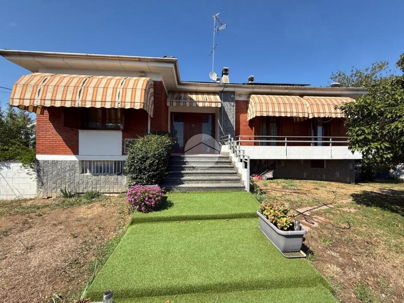 Casa indipendente in Via Vercelli 40, Borgo Vercelli — foto 4 di 5