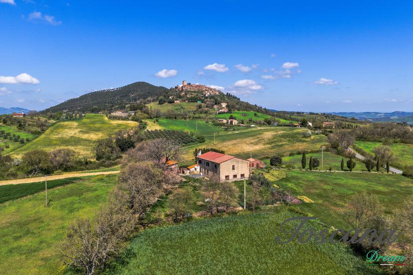 Rustico in Podere Poggietto  9, Castelnuovo di Val di Cecina