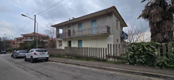 Terratetto plurifamiliare in Via Francesco Verrotti 4, Penne — foto 3 di 3