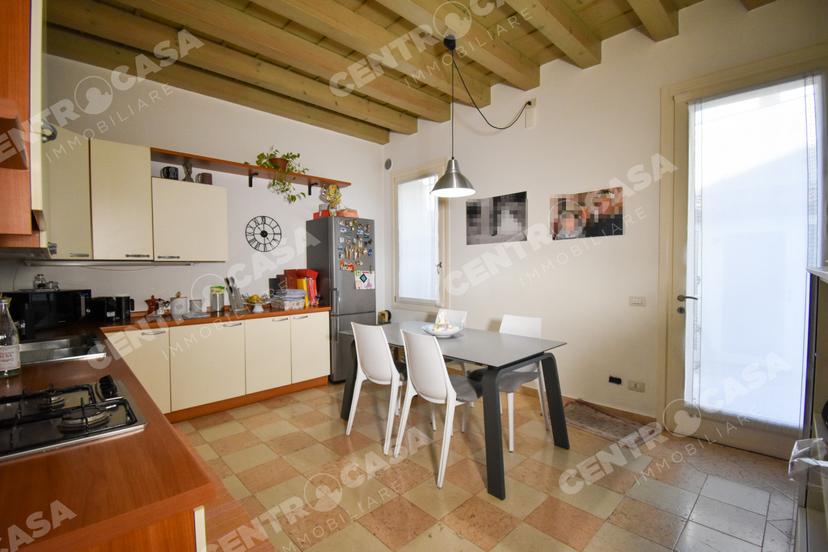 Villa in Via Cavour 2, Legnago — foto 2 di 5