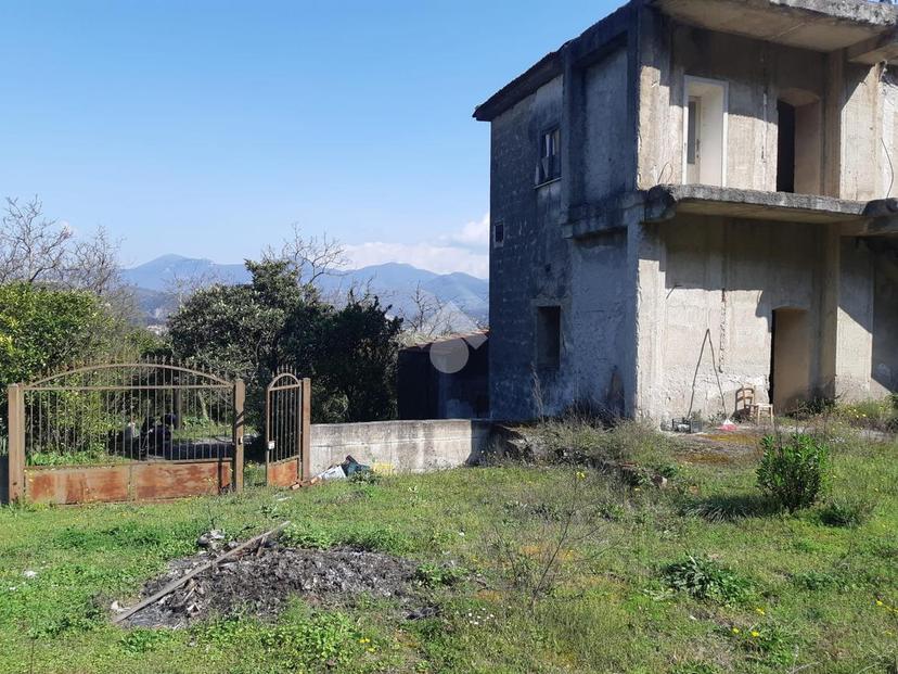 Villa in Via Alveo S. Nicola, Nocera Inferiore — foto 4 di 5
