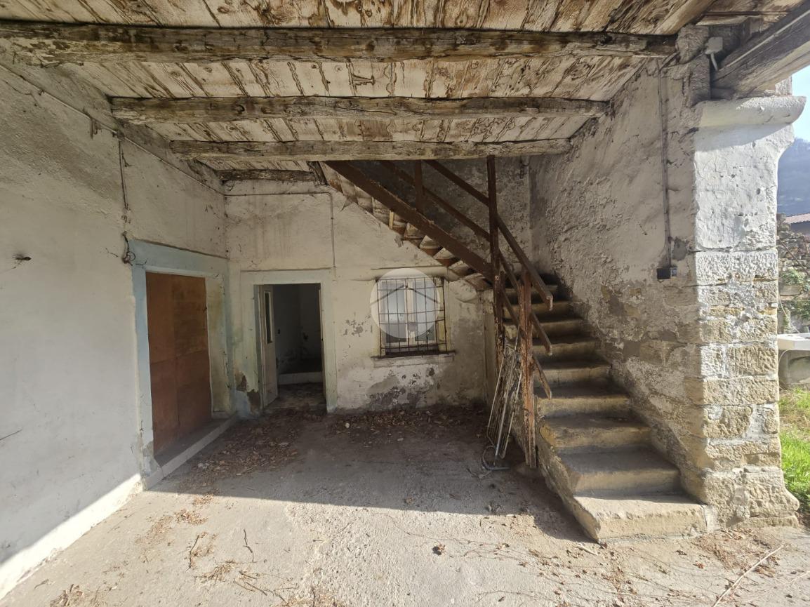 Casa indipendente in Via Camozzi 8, Bagnatica