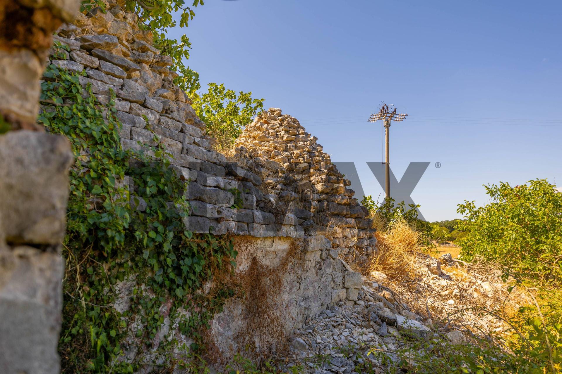 Rustico in Contrada Paretano Snc, Monopoli