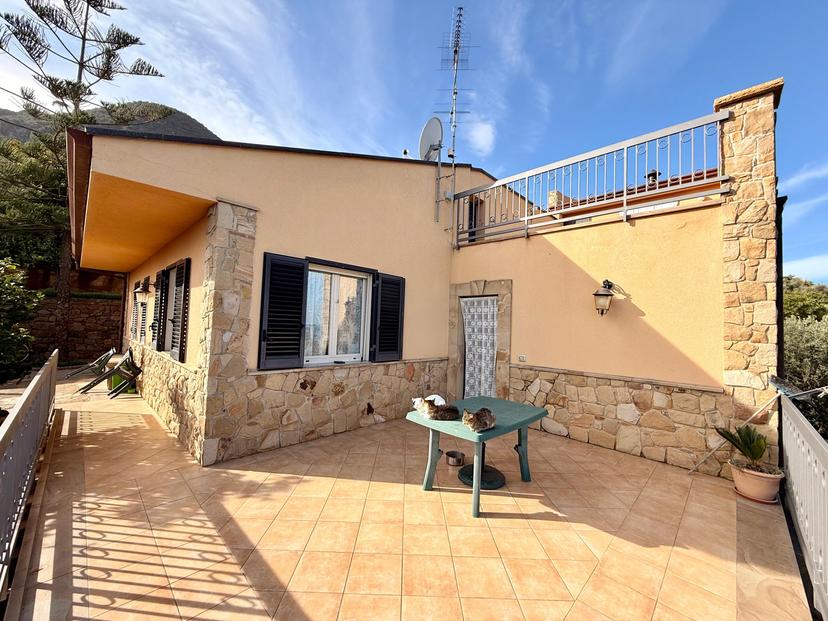 Casa indipendente in Via delle Muse 10, Cefalù — foto 2 di 5
