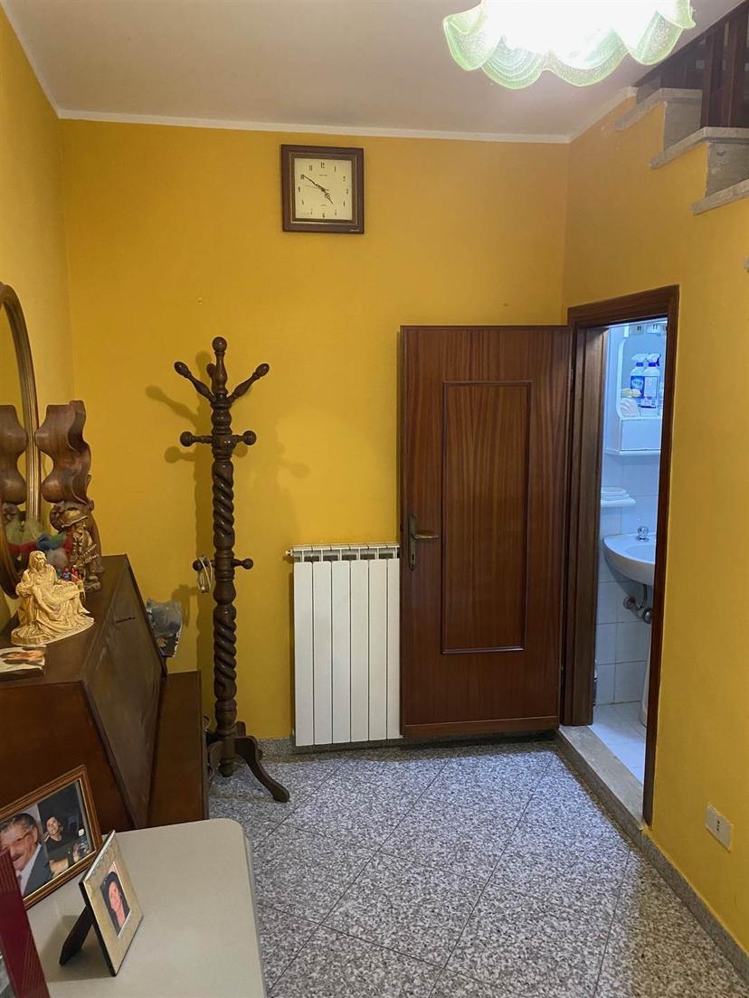Quadrilocale in Via Amilcare Lojola, San Giovanni Incarico — foto 2 di 5