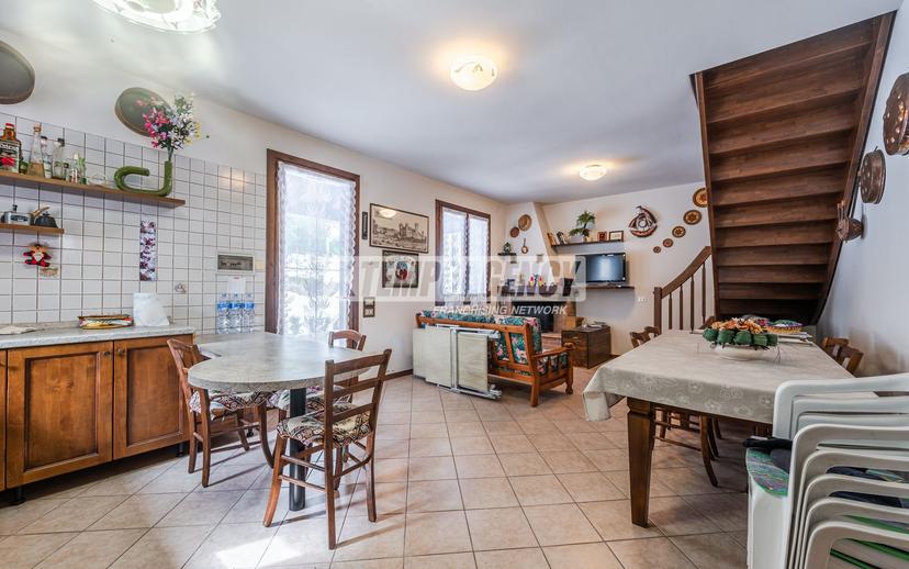 Villa in Via Brenta 656, Serramazzoni — foto 2 di 5