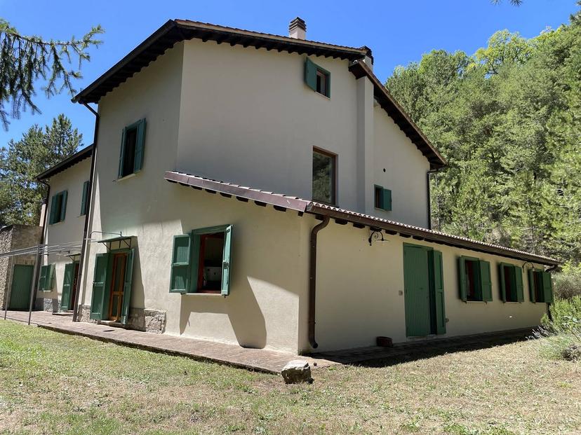 Rustico in Preci-Saccovescio, Preci — foto 4 di 5